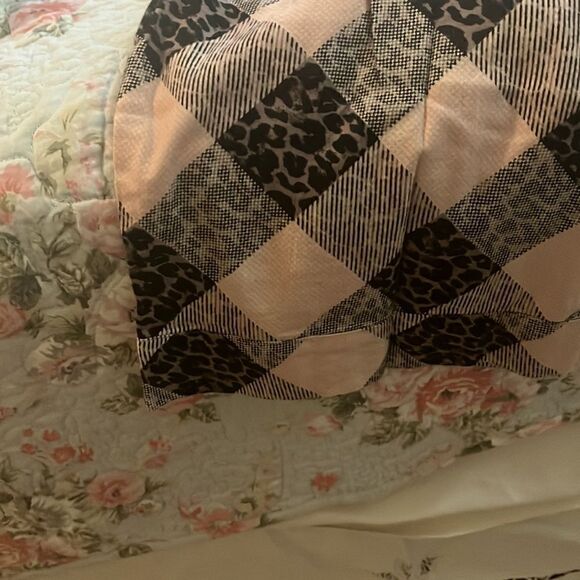 Victoria, secrets PJs bottom - Picture 2 of 6